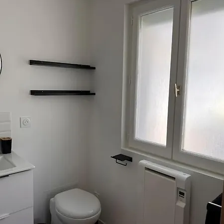 La Petite Grange - 5 Mn Gare Sncf - Wifi & Netflix Appartement Niort Buitenkant foto