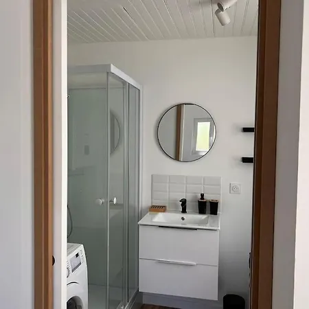 La Petite Grange - 5 Mn Gare Sncf - Wifi & Netflix Appartement Niort Buitenkant foto