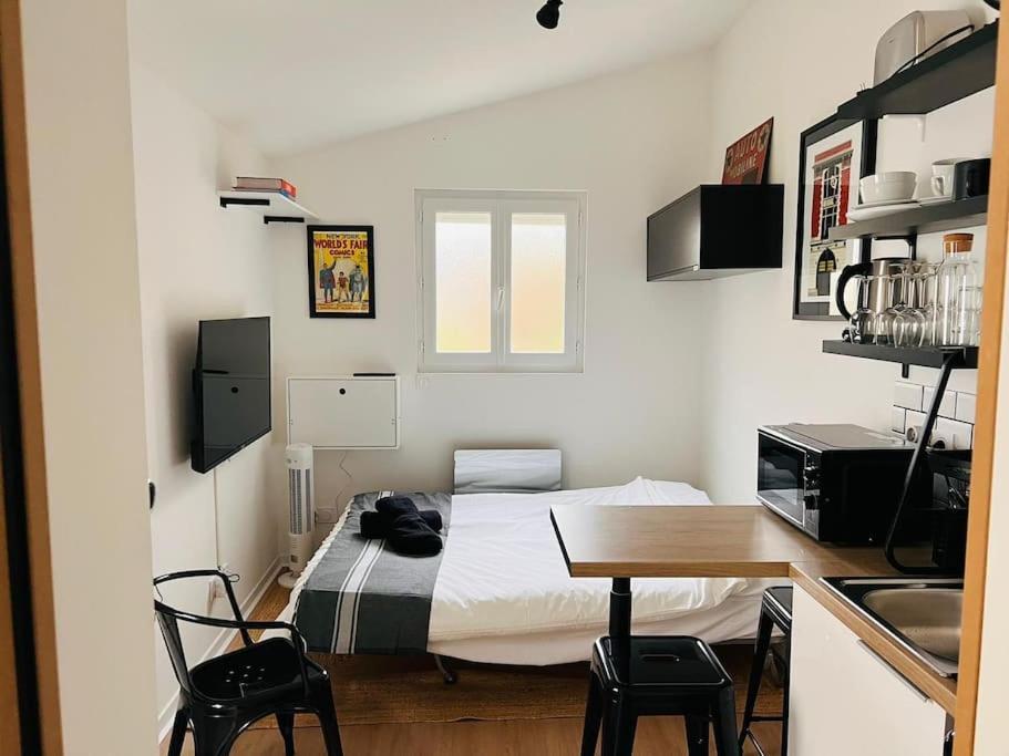 La Petite Grange - 5 Mn Gare Sncf - Wifi & Netflix Apartment *